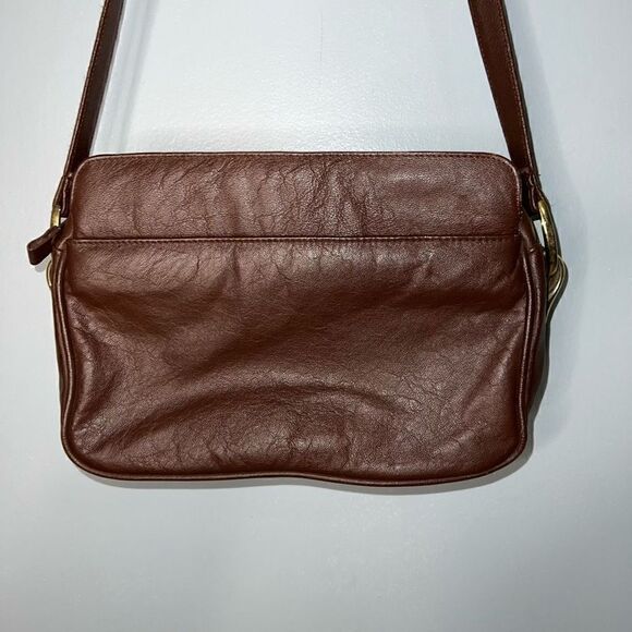 Via Piaggi, Vintage Chestnut Brown Genuine Leather Adjustable Crossbody Purse - Picture 8 of 13